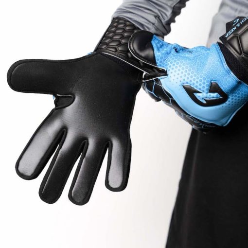 Kralle_Junior_Pro_3.0_Blue_Catch_and_Keep_UK_Grip