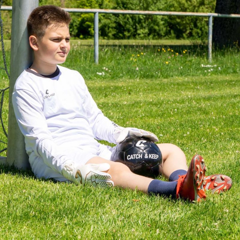 Kralle_Junior_Pro_3.0_Gold_Catch_and_Keep_UK_Young_Goalkeeper