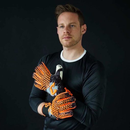 Splash_X_Dark_CatchandKeep_UK_goalkeeper_gloves