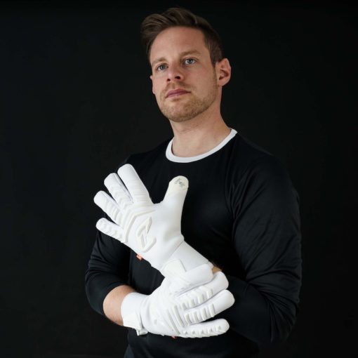 artico_sensation_100_Catch_and_keep_UK_goalkeeper_gloves