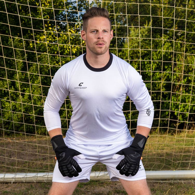 Anti_Grip_Performance_Glove_Catch_and_Keep_UK_Training_Equipment