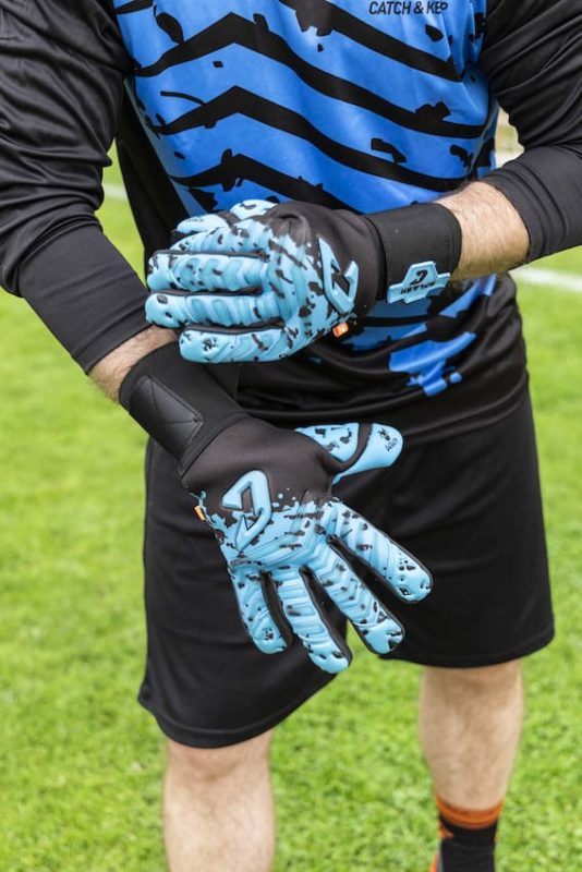 Splash_Waterstorm_Catch_and_Keep_UK_Goalkeeper_Glove